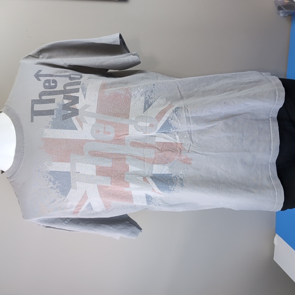 Gray t-shirt sizes L